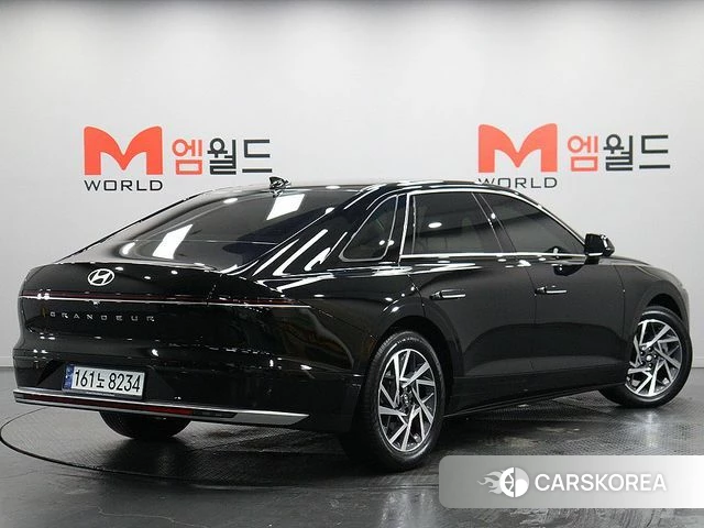 Hyundai Grandeur (GN7) id 4408337 из Кореи 13
