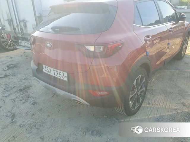 Kia Stonic 2018 Красный из Кореи, фото 3