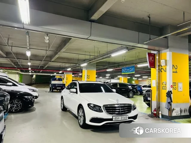 Mercedes-Benz E-Class W213 id 3098234 из Кореи 13