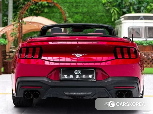 Ford Mustang 2025 Красный из Китая, фото 3