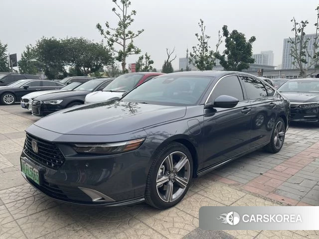 Honda Accord PHEV 2024 Серебристо-серый из Китая, фото 3