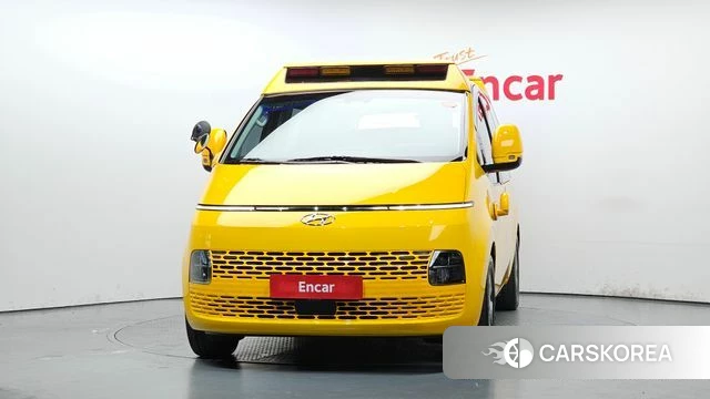 Hyundai Staria id 4248709 из Кореи 23