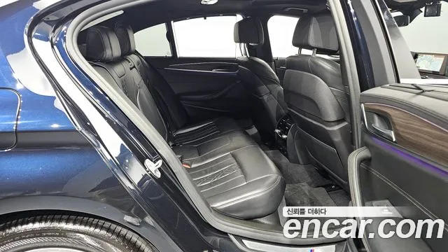 BMW 5 Series (G30) id 2582897 из Кореи 13