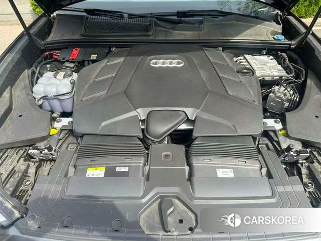 Audi Q8 id 4259104 из Китая 18