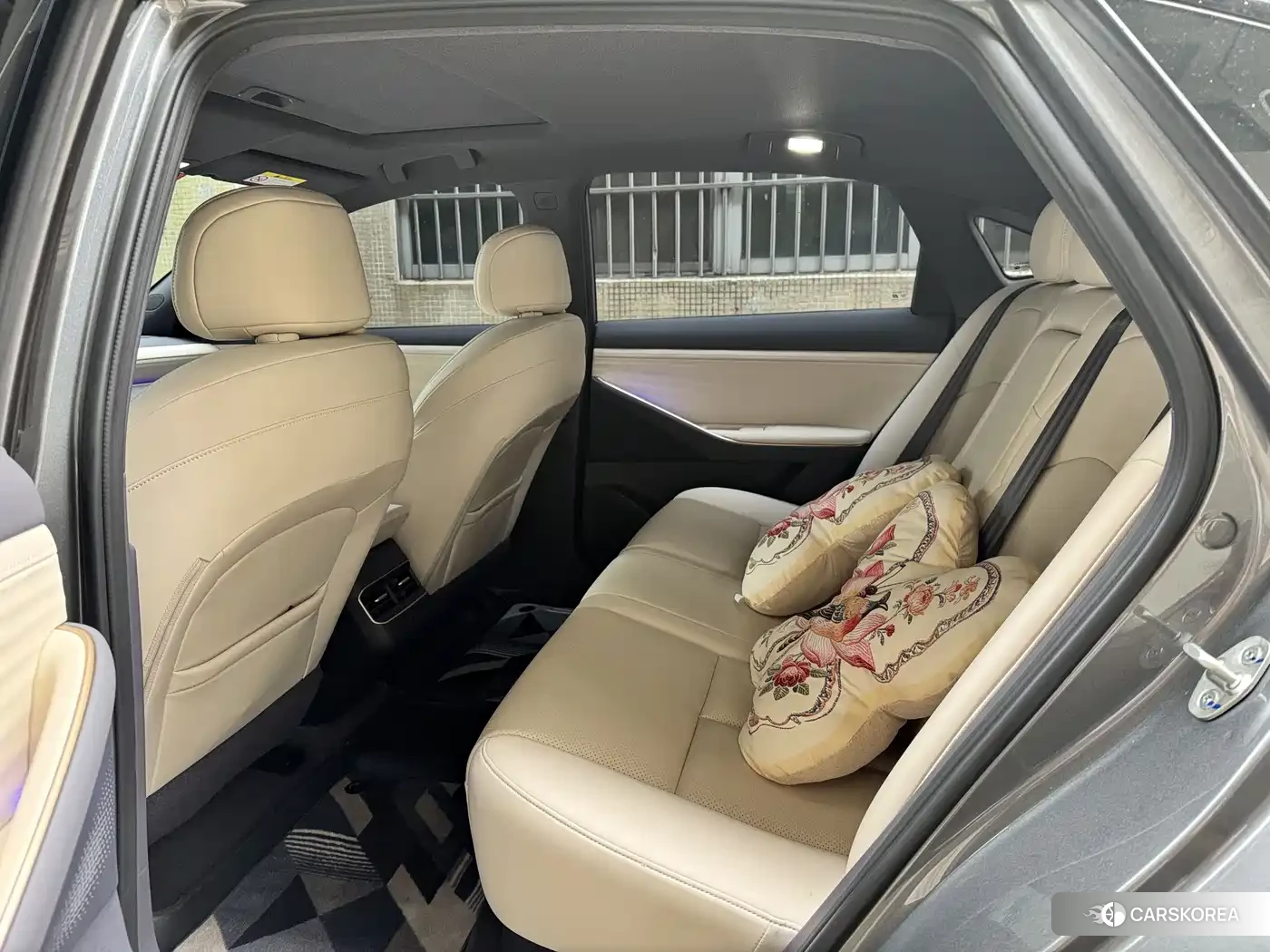 Nissan N6 id 4538690 из Китая 15