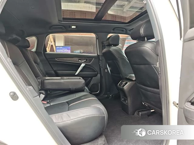 Honda UR-V id 3909076 из Китая 23