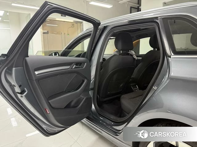 Audi A3 id 4227849 из Китая 12