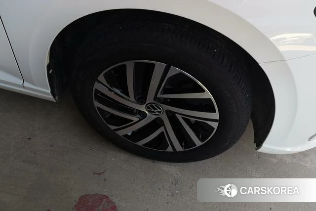Volkswagen Lavida id 4299406 из Китая 10