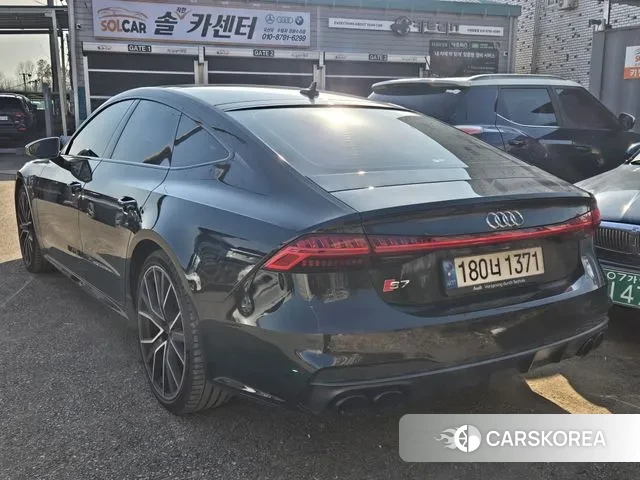 Audi S7 (4K) id 3479274 из Кореи 10