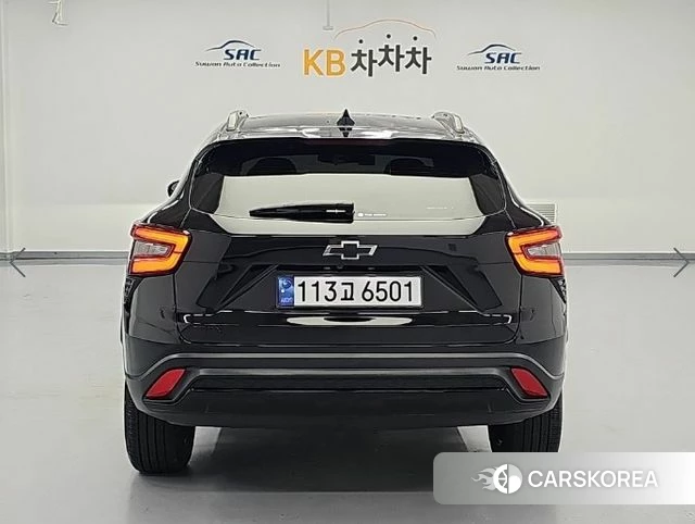 Chevrolet (GM Daewoo) Trax Crossover 2024 Черный из Кореи, фото 3