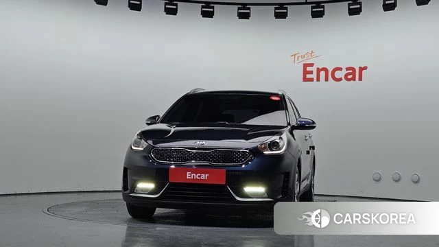 Kia Niro id 4760220 из Кореи 13