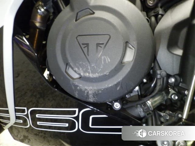 Engine photo