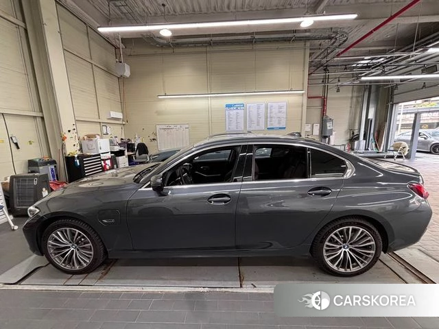 BMW 3 Series (G20) 2021 Серый из Кореи, фото 3