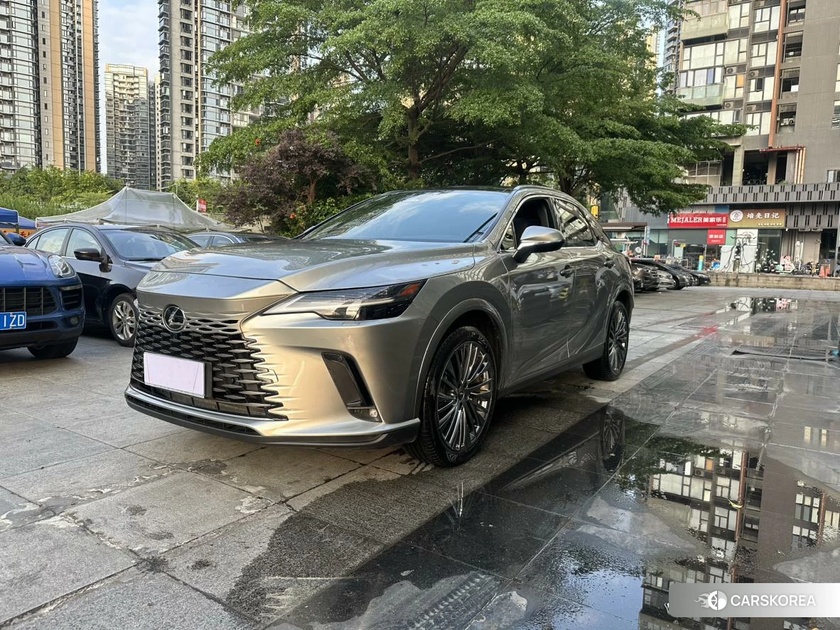 Lexus RX 2023 Серебристо-серый из Китая, фото 3