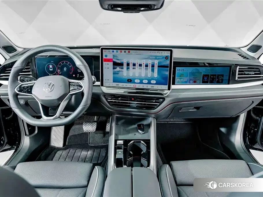 Volkswagen Passat id 4576759 из Китая 21