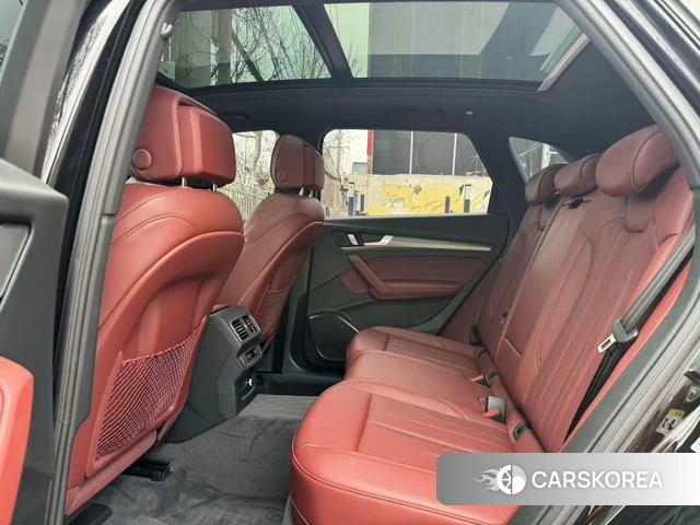 Audi Q5L 2024 Черный из Китая, фото 3