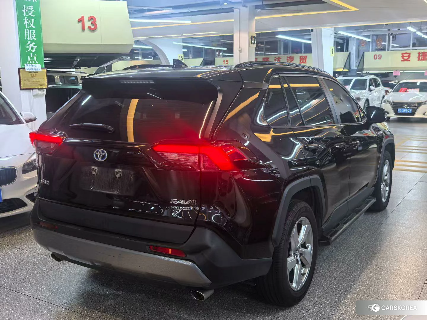 Toyota RAV4 2021 Черный из Китая, фото 3