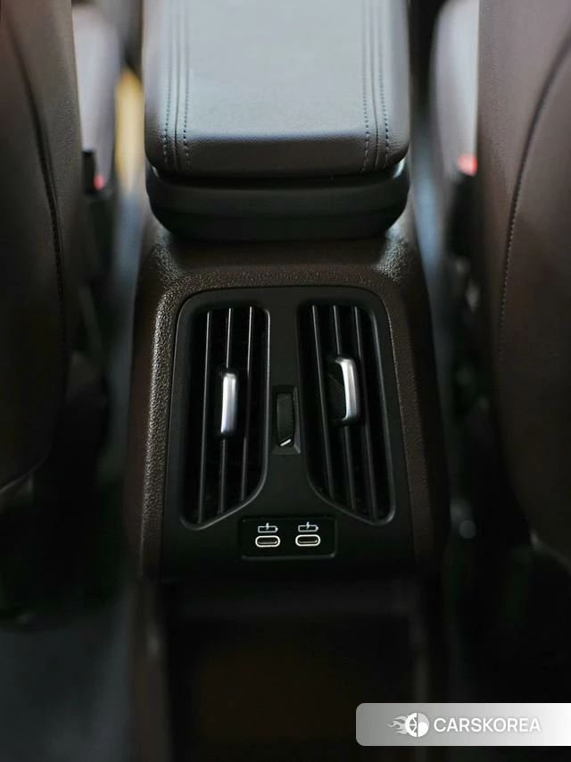 BMW X1 id 4276716 из Китая 23