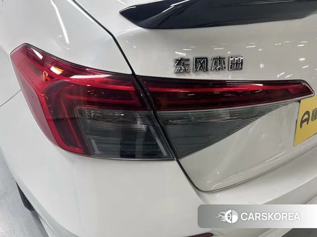 Honda Civic id 4240682 из Китая 13