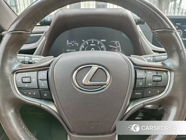 Lexus ES id 4210566 из Китая 13