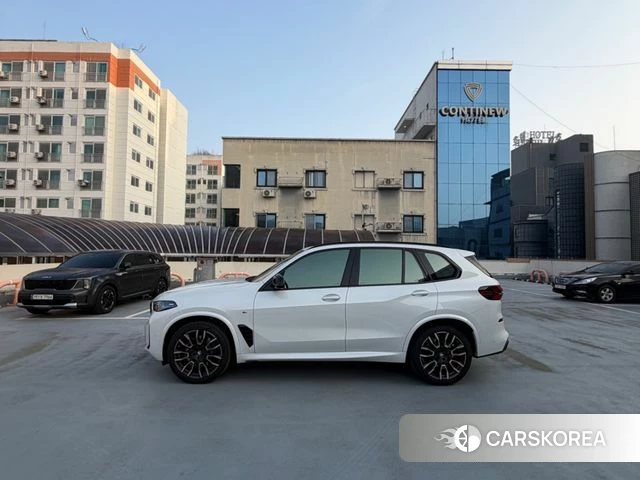 BMW X5 (G05) 2025 Белый из Кореи, фото 3