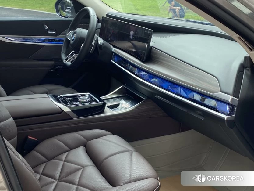 BMW 7 series id 4461541 из Китая 12
