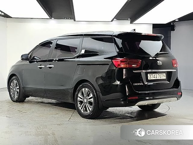 Kia The New Carnival id 4836525 из Кореи 11