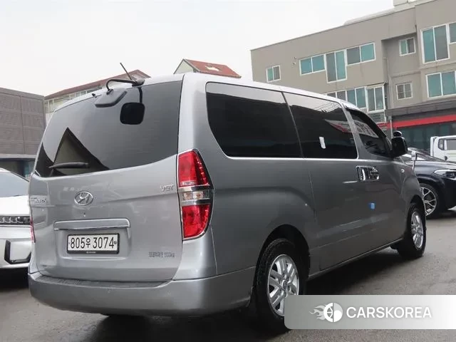 Hyundai The New Grand Starex id 3686317 из Кореи 13