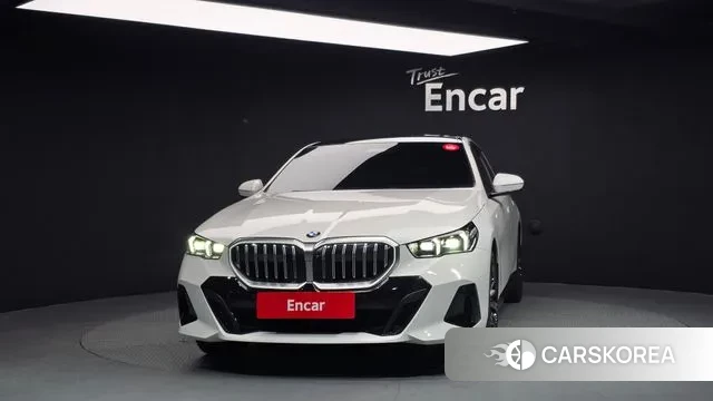 BMW 5 Series (G60) id 3684379 из Кореи 13