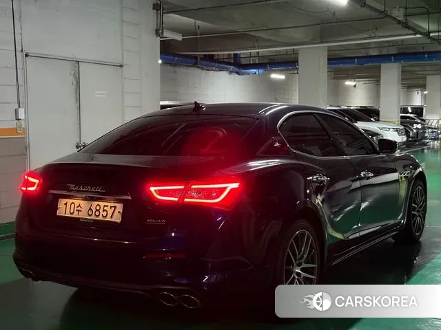 Maserati Ghibli id 3085473 из Кореи 8