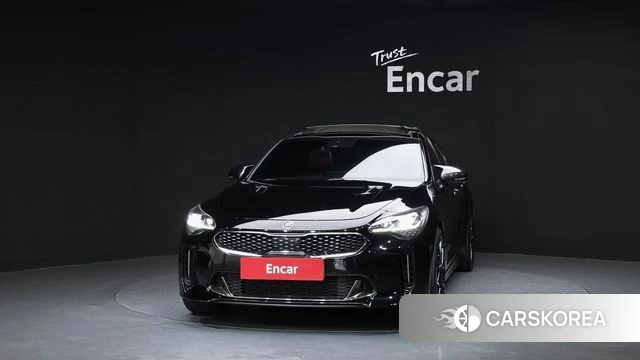 Kia Stinger id 4596379 из Кореи 13