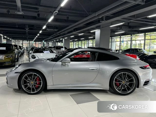 Porsche 911(992) id 4907011 из Кореи 13
