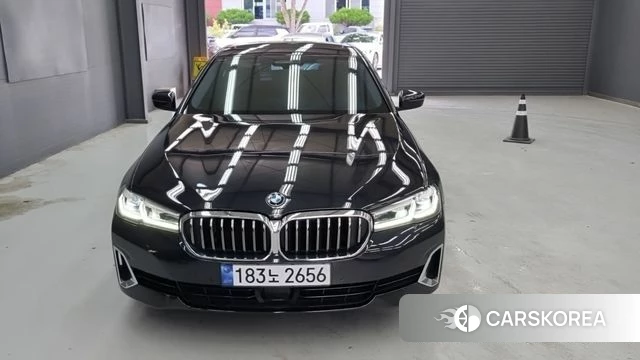 BMW 5 Series (G30) 2020 Черный из Кореи, фото 4