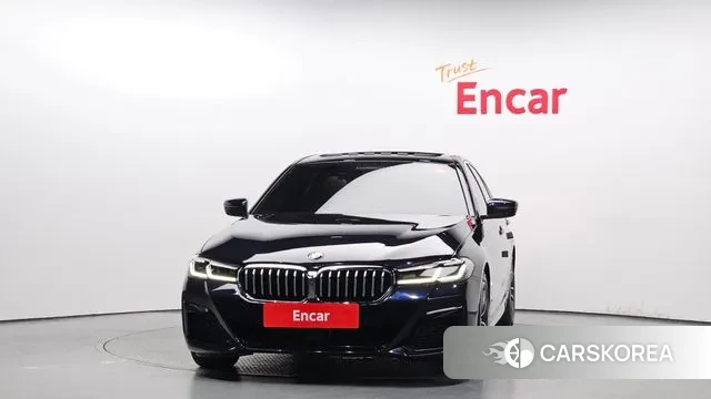 BMW 5 Series (G30) id 3042911 из Кореи 13