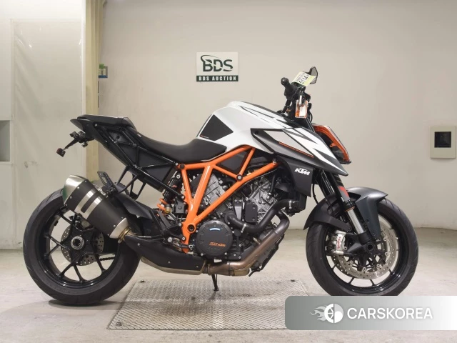 KTM 1290 SUPER DUKE R 2019 из Японии