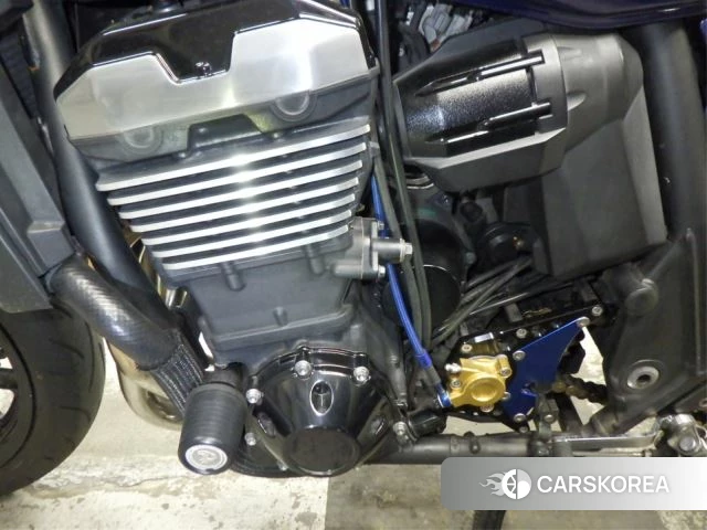 Engine photo
