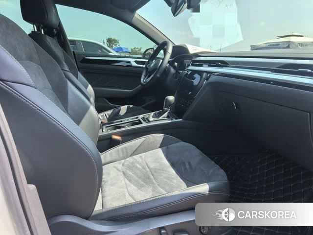 Volkswagen CC 2025 Белый из Китая, фото 3