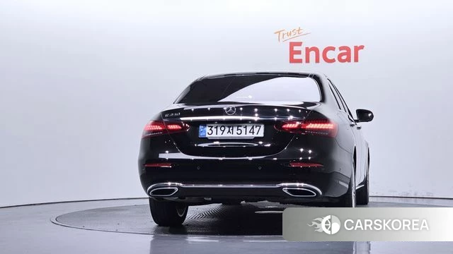 Mercedes-Benz E-Class W213 id 4645805 из Кореи 23
