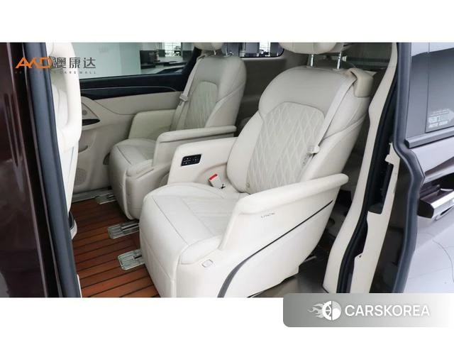 Buick GL8 2021 Красный из Китая, фото 4