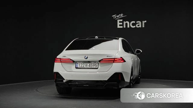 BMW 5 Series (G60) id 4432736 из Кореи 23