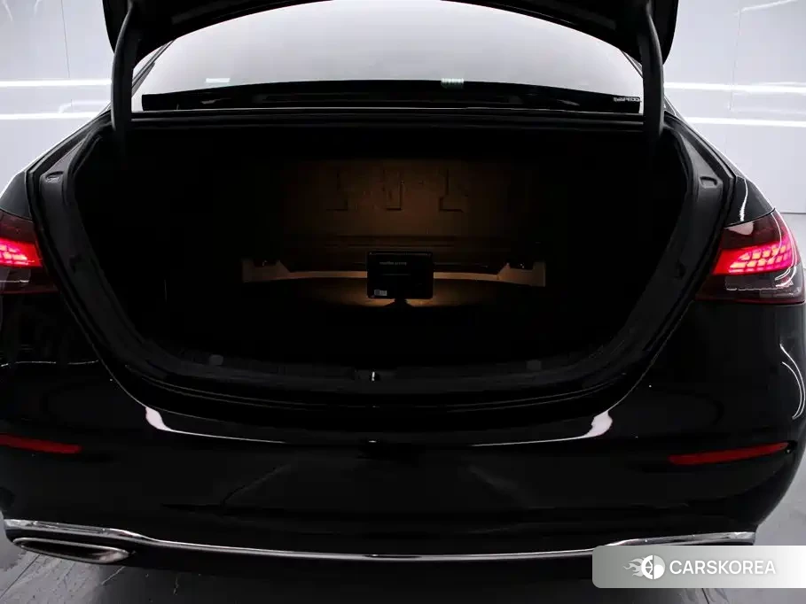 Mercedes-Benz E-Class id 4669484 из Китая 12