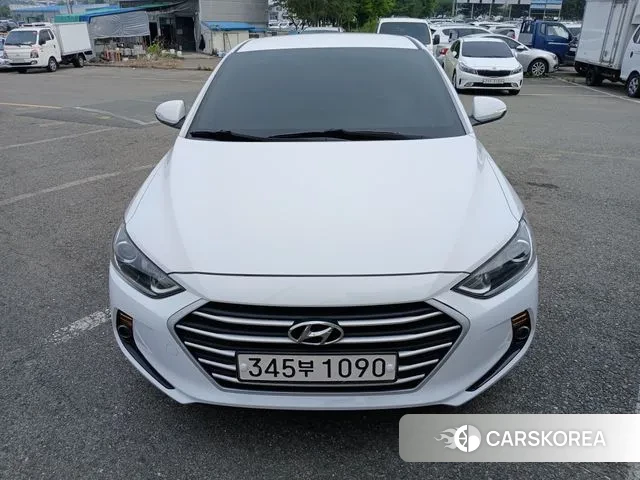 Hyundai Avante AD id 3009497 из Кореи 8