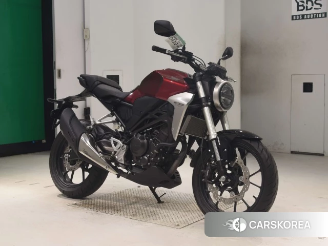 Проданный Honda CB250R 2018 из Японии, фото 2