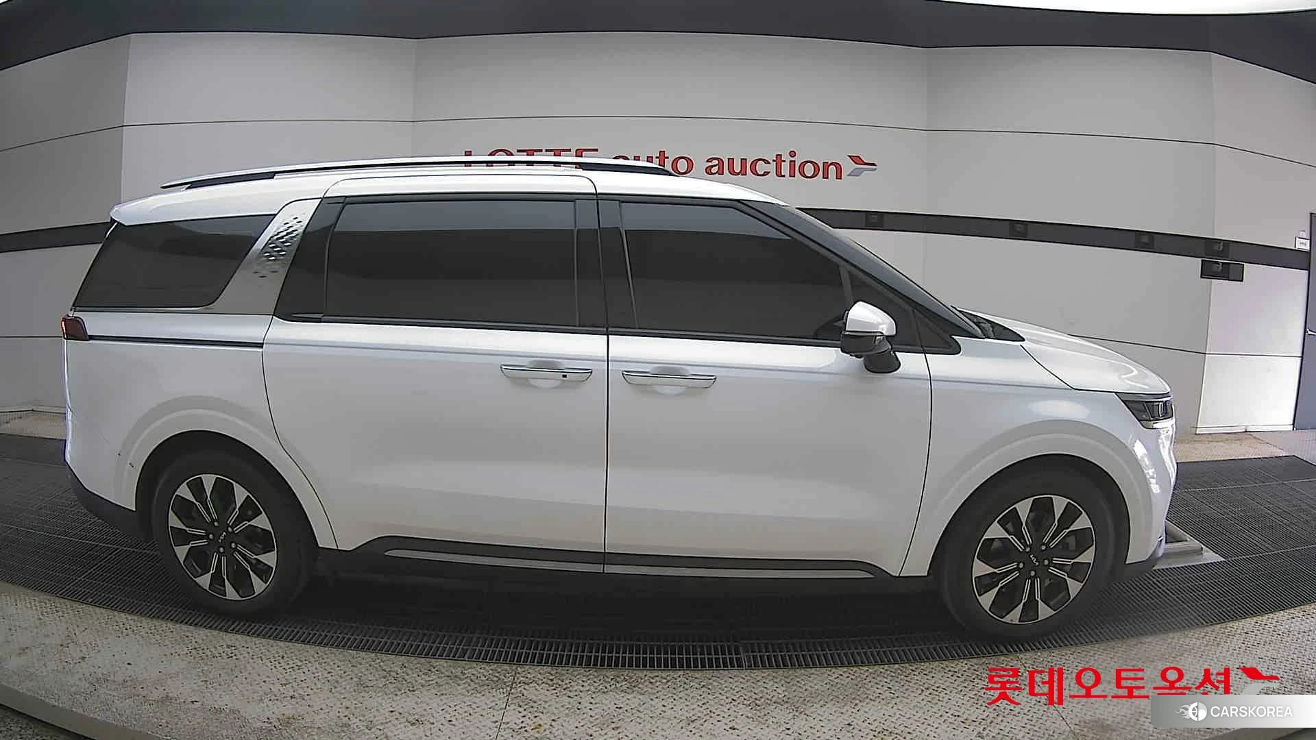 Kia Carnival id 4347360 из Кореи 23