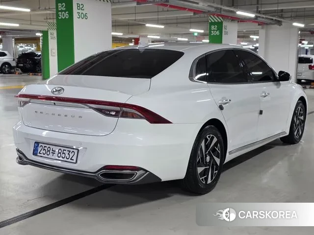 Hyundai The New Grandeur IG Hybrid id 3771739 из Кореи 13