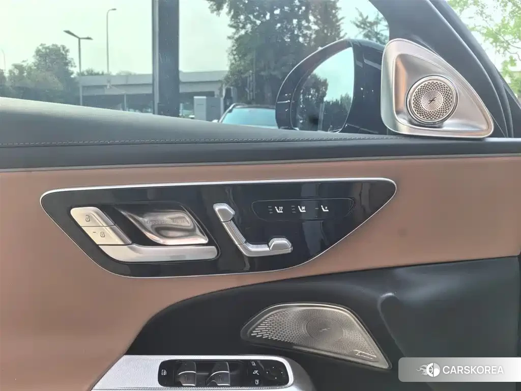 Mercedes-Benz E-Class id 4548010 из Китая 8