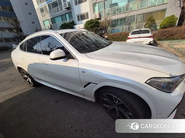 BMW X6 (G06) 2021 Белый из Кореи, фото 3