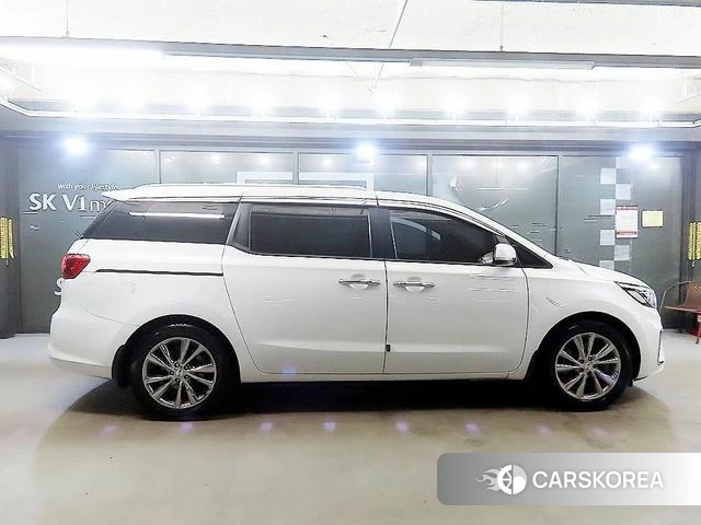 Kia The New Carnival id 4581858 из Кореи 13