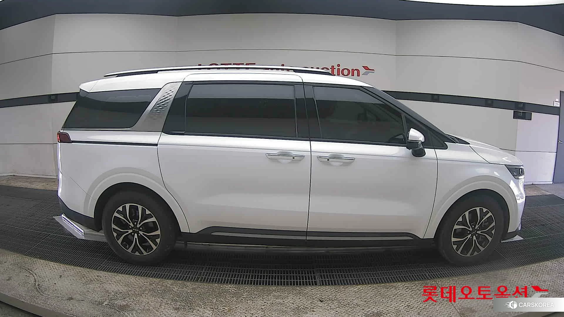 Kia Carnival id 3882126 из Кореи 23