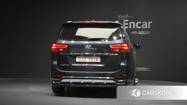 Kia The New Carnival id 4776174 из Кореи 23